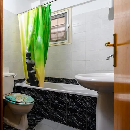 Martin 2 Bed Daire *